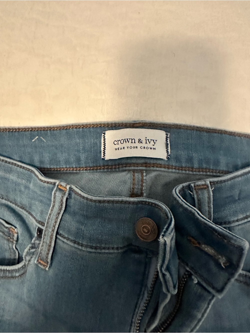 Jeans - Picture 2 of 4